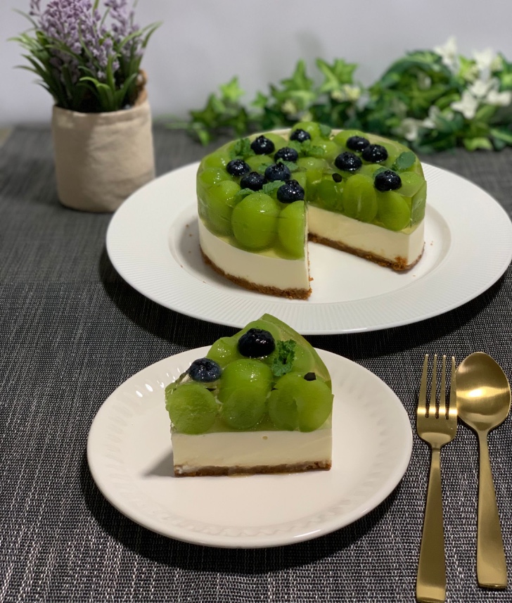 something sweettt-green grapes cheesecake 02
