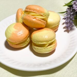 something-sweettt-Passion-fruit-macarons-001